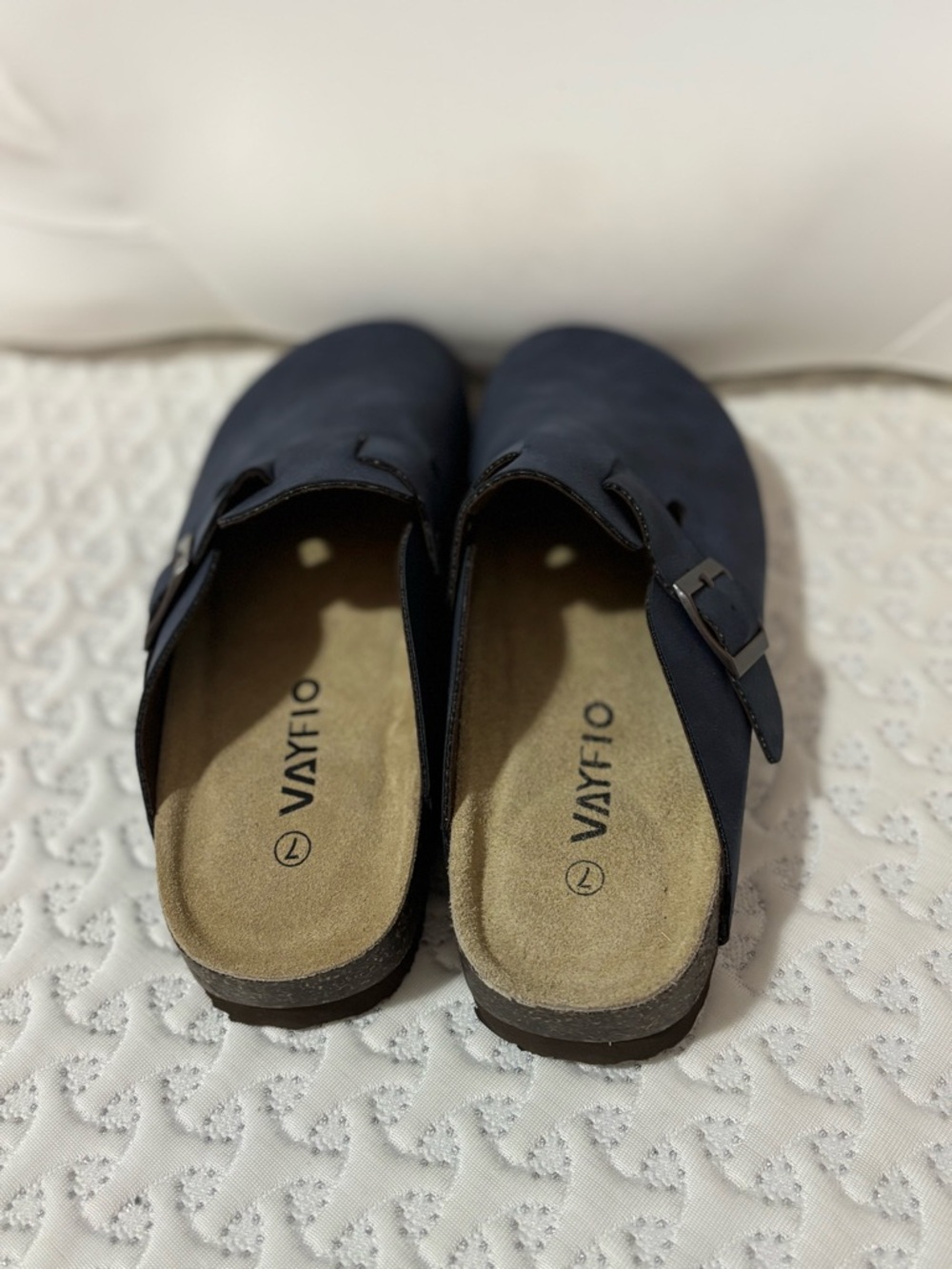 Slip-on Clogs - Picture 4 of 5